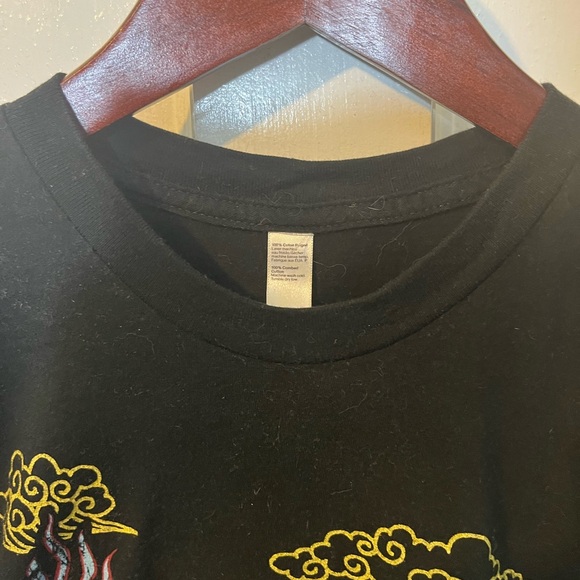 Men’s Small Black Shortsleeved Crewneck Tshirt by Otter w Dragon Image Graphic - Picture 3 of 6